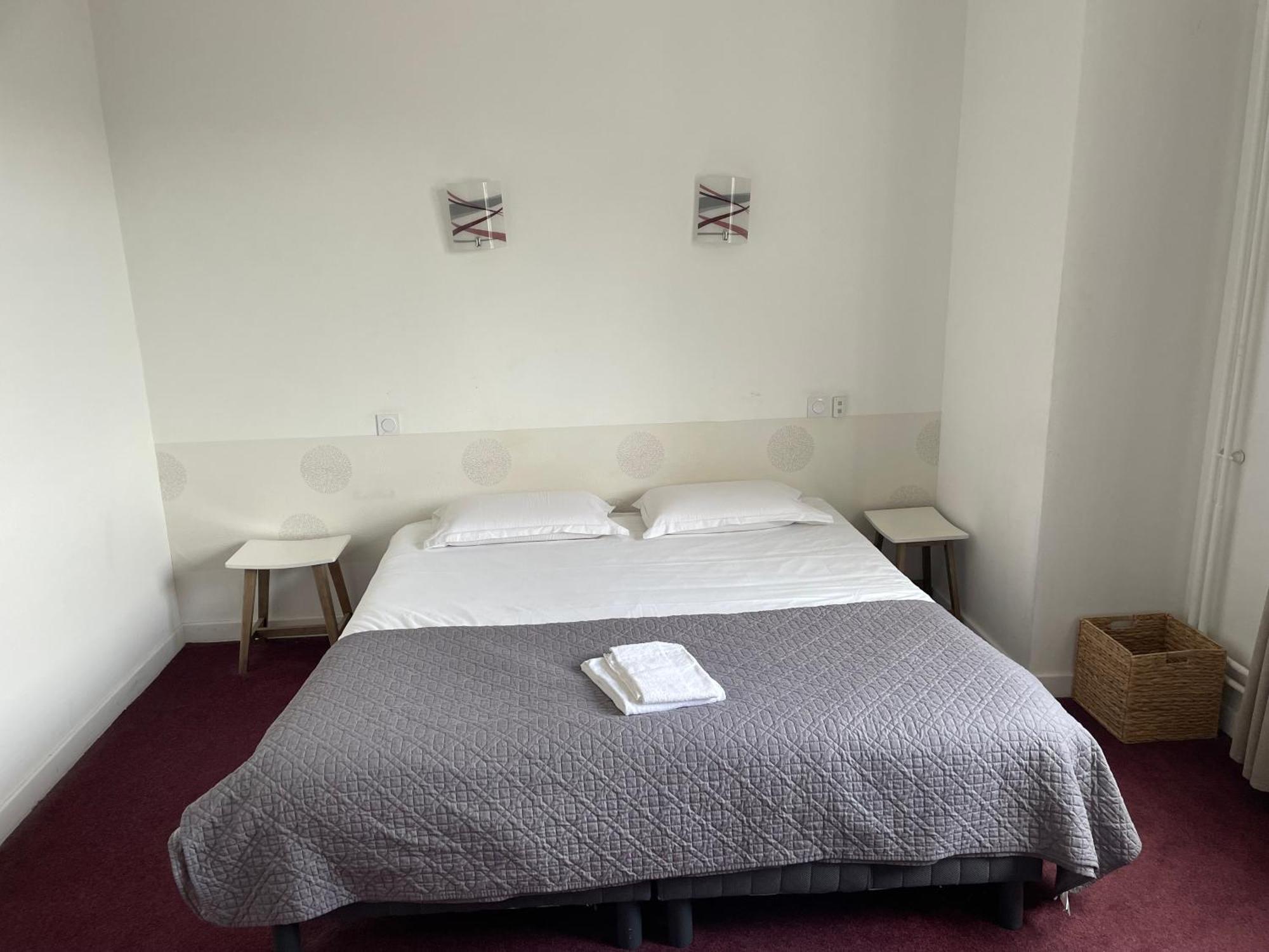 Le Relax Hotell Aurillac Exteriör bild